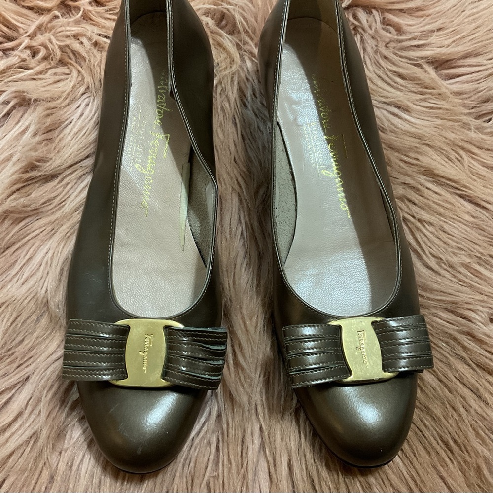 Salvatore Ferragamo Green Heels Size 6 VTG - Picture 5 of 11